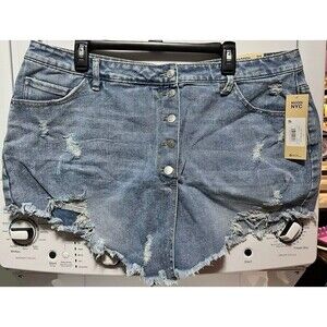 NWT Madden NYC Jean Denim Skort Button Fly Distressed Ripped Juniors Plus 21